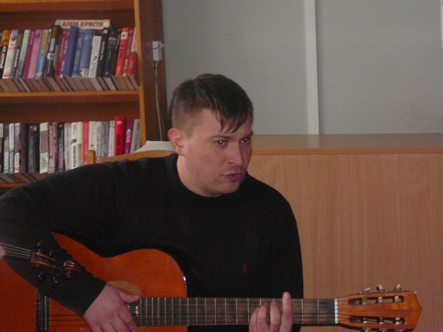 Олег Сухарeв (бард)